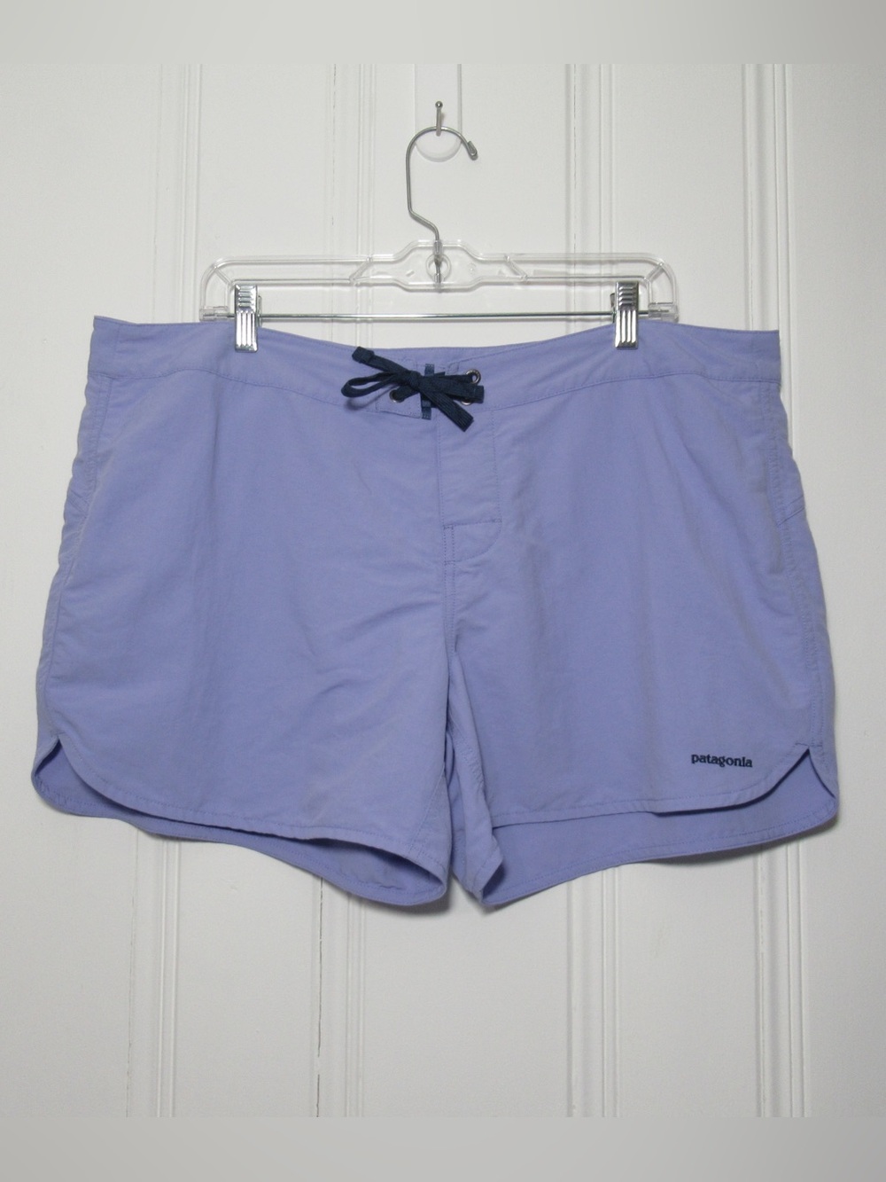 Patagonia Women's 5-inch Wavefarer Boardshorts Lavender Size 18